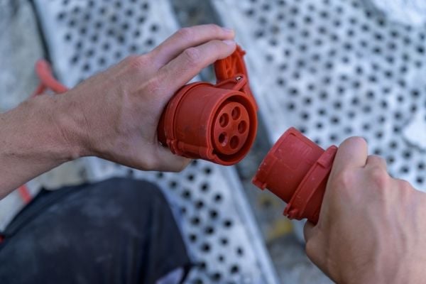 brennenstuhl H07RN-F 5G2,5 - Förlängningskabel för ström - IEC 60309 16A (hona) till IEC 60309 16A (hane) - AC 400 V - 25 m - svart