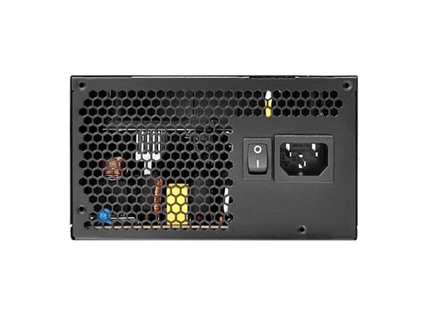 Thermaltake SPS-0700AH3CKW, 700 W, 230 V, 50 Hz, 9 A, Aktiv, 86%