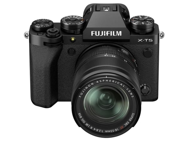 Fujifilm X -T5 + XF18-55mmF2.8-4 R LM OIS, 40,2 MP, 7728 x 5152 pixlar, X-Trans CMOS 5 HR, 6.2K, Pekskärm, Svart