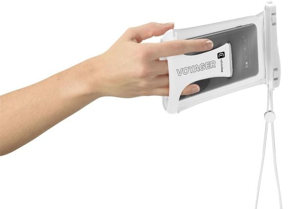 Cellularline Voyager matkapuhelimen suojakotelo valkoinen (VOYAGER22W)