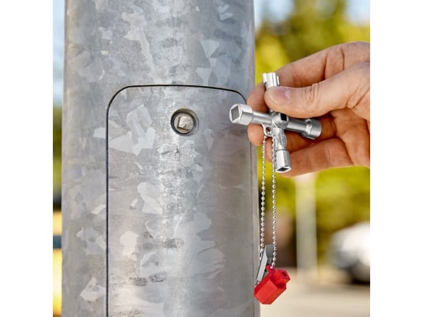 Knipex monitoimiavain ohjauskaappeihin (001103)