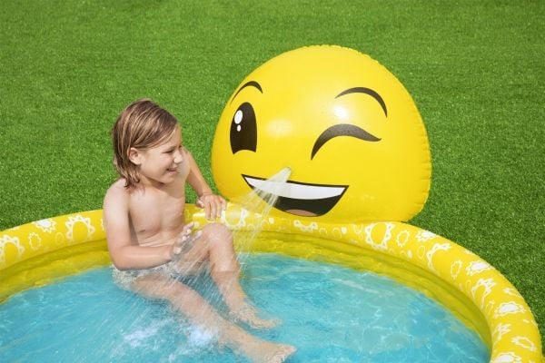 Bestway oppblåsbart basseng med sprinkler Smiley 165 x 144 x 69 cm