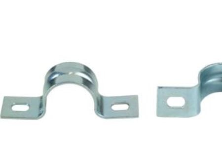 Kabelklammer Ø14 mm 2-flik, skruvhål 4,5x6 mm, elförzinkat (100 st.) Kabelklammer Ø14 mm 2-flik, skruvhål 4,5x6 mm, elförzinkat (100 st.)