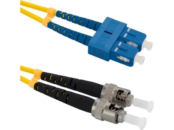 Qoltec - Koblingskabel - SC/UPC-enkeltmodus (hann) til ST/UPC-enkeltmodus (hann) - 1 m - fiberoptisk - dupleks - 9 / 125 micron - G.652D - halogenf...