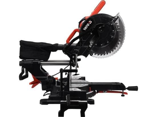 YATO GJØRESAG 1800W MED MATING, LASER 305mm