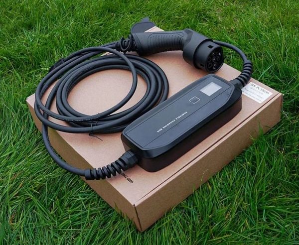Extralink BS-PCD030 Bærbar lader for elbiler 6A 3,6 kW - 5,5 meter