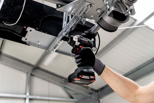 Metabo SET 2.9.3 18V, Skrupistol, Pistolhåndtak, Sort, Grønn, Rød, 2100 RPM, 34 Nm, 75 Nm