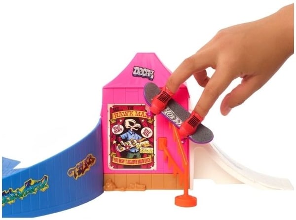Hot Wheels Skate Amusement Park Skate Set