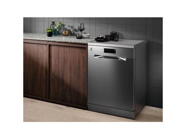 Electrolux ESM48310SX, Frittstående, Full størrelse (60 cm), Rustfritt stål, Berøringskontroll, LED, Kaldt, Varm