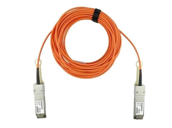 BlueOptics AOC-Q-Q-40G-30M-CT-BO, 30 m, QSFP, QSFP, Hankjønn/hankjønn