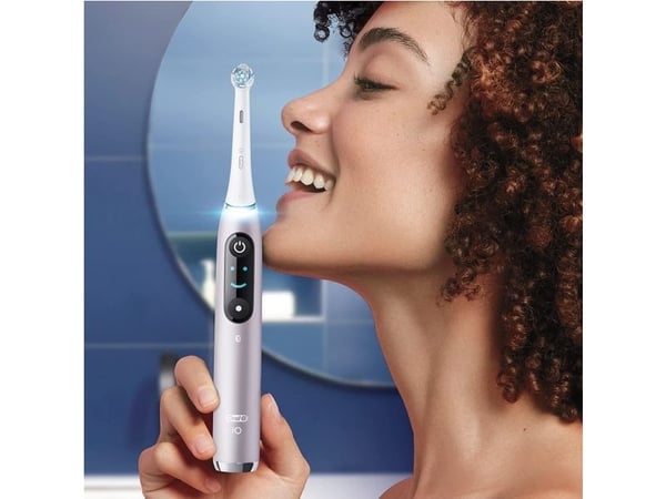 Oral-B tannbørste magnetisk iO Series 9N Rose Quartz + ekstra børstehode