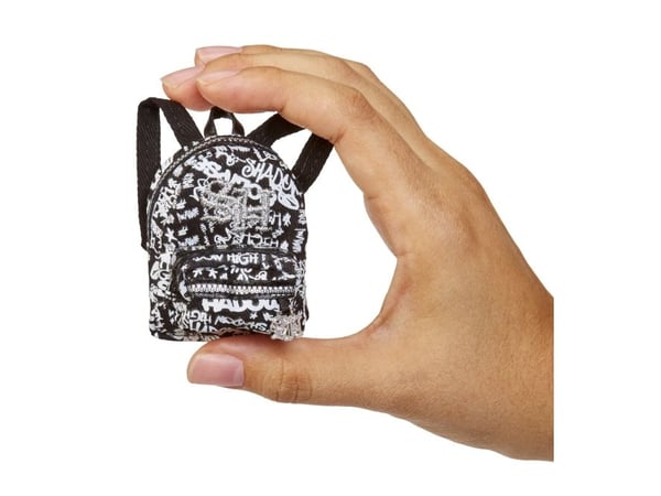 MGA Rainbow High Accessories Studio Series 1, Surprise Bag Box H Assortment in PDQ 586067 op 27pcs mix price per item