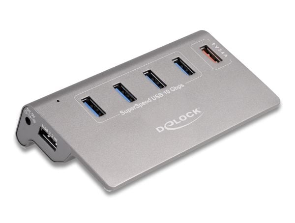 Delock USB 10 Gbps -keskitin, jossa on 4 USB Type-A-porttia + 1 pikalatausportti, sis. virtalähteen