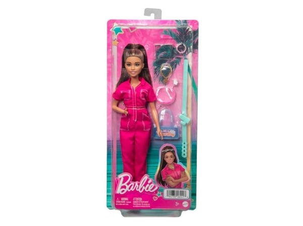 Brunette-dukke i rosa overall