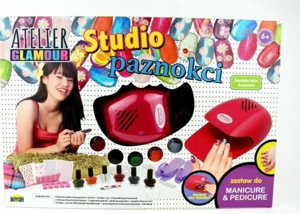 Dromader manikyrset Atelier Glamour Studio för naglar
