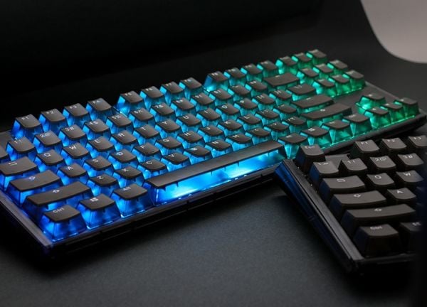 Ducky One 3 Aura Black TKL Gaming Tastatur, RGB LED - Gateron Baby Kangaroo (US)
