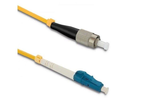 Qoltec Simplex - Koblingskabel - FC/UPC (hann) til LC/UPC (hann) - 15 m - fiberoptisk - simpleks - 9 / 125 micron - G.652D - halogenfri
