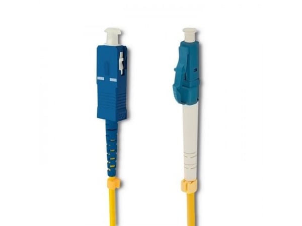 Qoltec - Koblingskabel - LC/UPC-enkeltmodus (hann) til SC/UPC-enkeltmodus (hann) - 5 m - fiberoptisk - simpleks - 9 / 125 micron - G.652D - halogenfri
