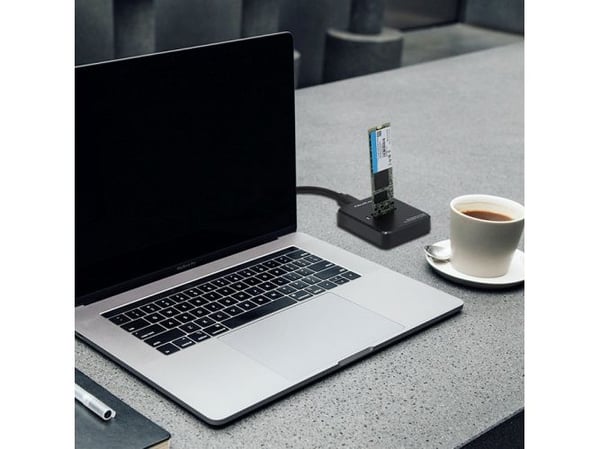 Qoltec - SSD telakointiasema - paikat: 1 - M.2 - M.2-kortti (PCIe NVMe &amp; SATA) - USB 3.1 (Gen 2) - musta