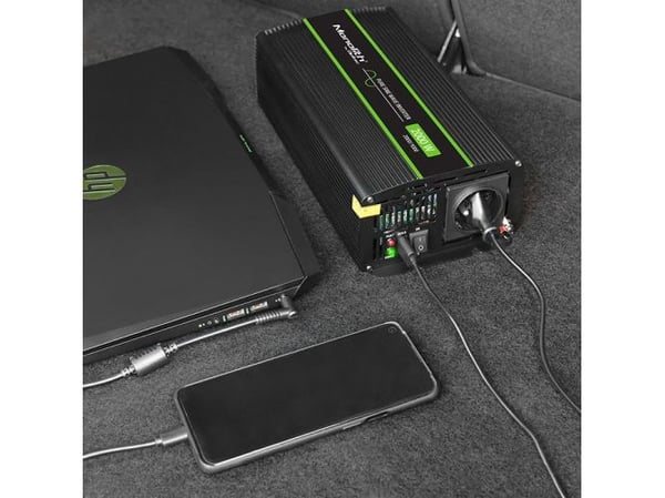Qoltec Monolith spenningsomformer | 1000W | 2000W| 12V til 230V | Ren sinus