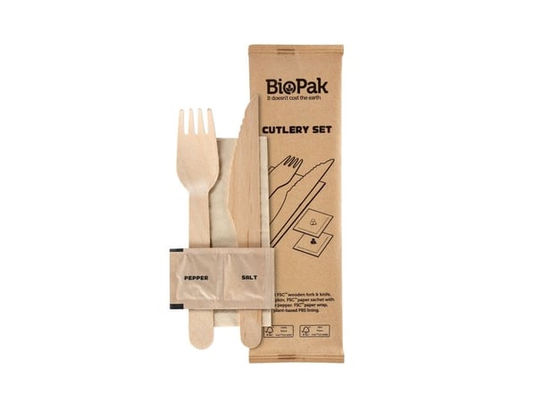 Bestikpose 5/1 med træ kniv/gaffel/serviet/salt/peber,250 stk/krt