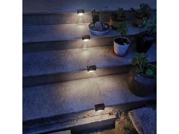 Maclean trappelampe MCE319 LED solcelle tartralampe 4000K med skumringssensor (IP44)