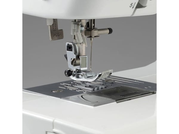 Brother HF37, Svart, Vit, Halvautomatisk symaskin, Sy, 0 - 4 mm, 800 stygn per minut, 7 mm