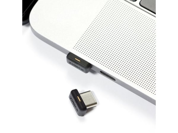 Yubico YubiKey 5C Nano - USB-C-säkerhetsnyckel