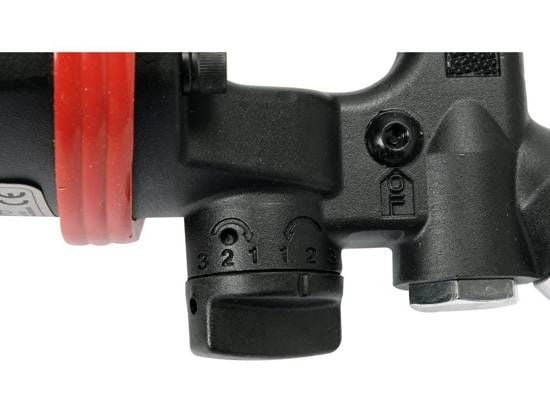 YATO PNEUMATIC PUNCH -avain 1" 4800Nm