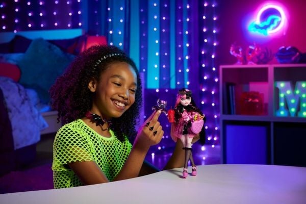 Monster High Core Doll Draculaura