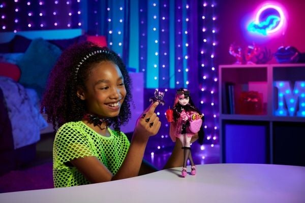 Monster High Core Doll Draculaura