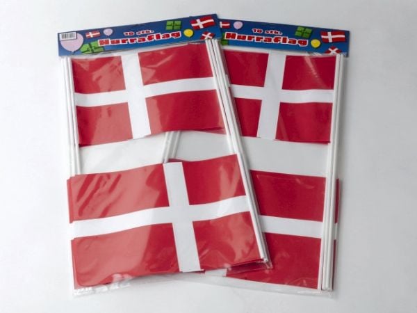 Flagga papper på pind 20x27cm (10 stk.)