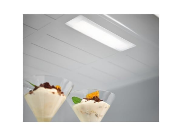 Electrolux LNC7ME32X3, 330 l, SN-T, 8 kg/24t, E, Fresh zone compartment, Rustfritt stål