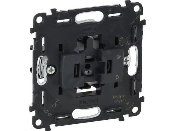 Legrand VALENA ALLURE yksinapainen kytkin (752001)