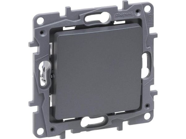 Legrand Niloe Selection enkeltryck 6A stål 762307