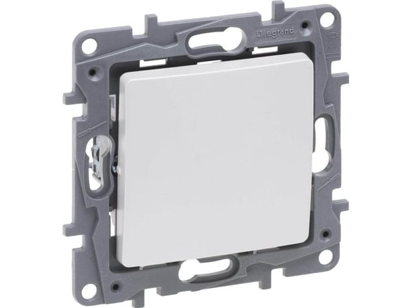 Legrand Niloe Selection -ristikytkin 10AX pearl 762404