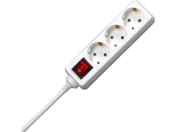 EFB Elektronik ESP.25.1K, 1,4 m, 3 AC-pistorasia(a), Sisätila, Kulmikas, IP20, 1,5 mm²