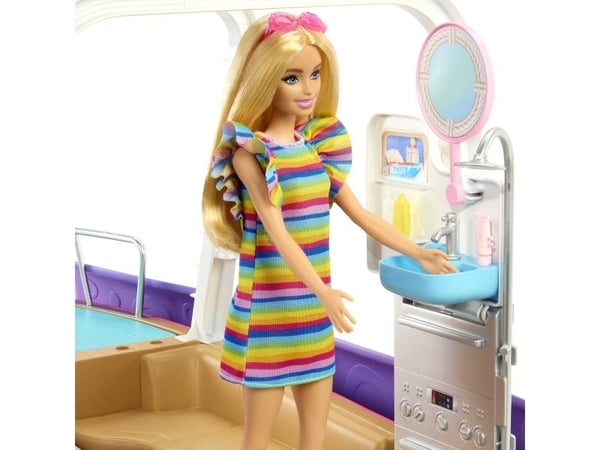 Barbie Dream Boat-lekesett med basseng, rutsjebane og over 20 deler tilbehør, Dukkebåt, 3 år, 2,03 kg