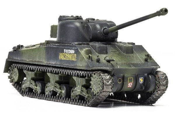 Airfixin vanerimalli Sherman Firefly 1/72