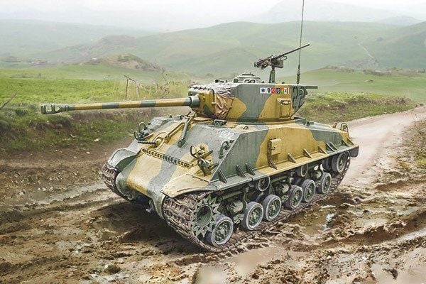 1:35 M4A3E8 Sherman "Korean War"