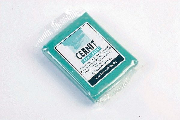 Cernit 620 transparent 56 g smaragdg rön