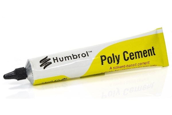 Humbrol Modelling Glue tuubissa 24 ml. Humbrol Poly Cement Universal