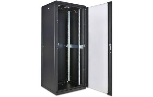 19\ Lattiakaappi, 600x600mm, musta RAL9005"