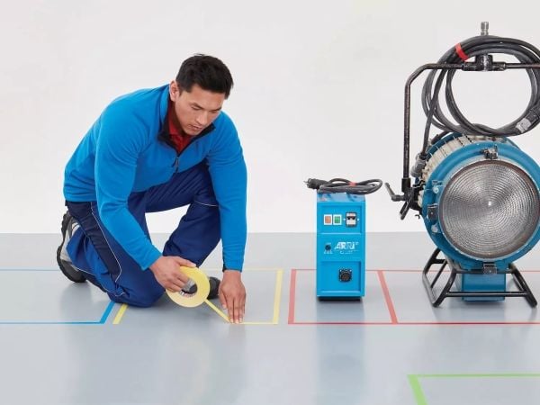 Tesa 04651GE-25 - Premium stofftape åpent stoff 25 mm gul ( 04651-00520-00)