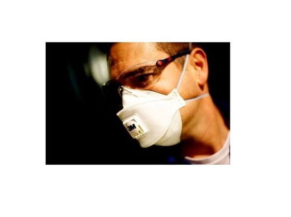 3M 7000088730, Halvdekkende, Luftrensende respirator, FFP2, Hvit, 1 stykker