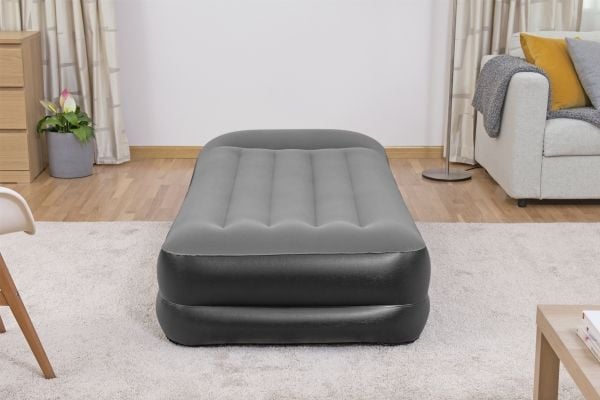 Tritech luftmadrass 1,91m x 97cm x 46cm