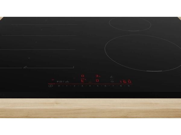 Bosch Serie | 6 PIX631HC1E - Induksjonskomfyrtopp - 4 plater - Nisje - bredde: 56 cm - dybde: 49 cm fasettert front - svart