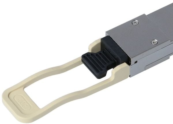 Dell 407-BBPH kompatibel BlueOptics© QSFP transceiver for multimode 40 Gigabit høyhastighets dataoverføring i fiberoptiske nettverk. 40 Gigabit Eth...
