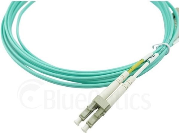 Yhteensopiva Corning 055702K512000007.5M BlueOptics duplex-kuituoptiikkakaapeli, LC-UPC/SC-UPC beige, 7,5 metriä, monimuotokaapeli, G50/125µm OM3, ...