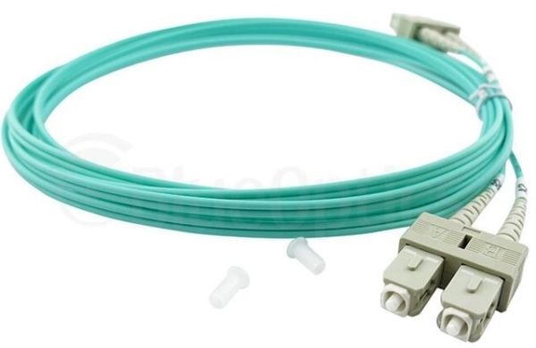 Yhteensopiva Corning 055702K512000007.5M BlueOptics duplex-kuituoptiikkakaapeli, LC-UPC/SC-UPC beige, 7,5 metriä, monimuotokaapeli, G50/125µm OM3, ...